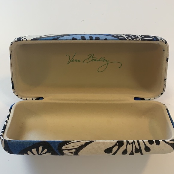 Vera Bradley clam shell eyeglass case blue, black and white fabric. - Picture 2 of 8